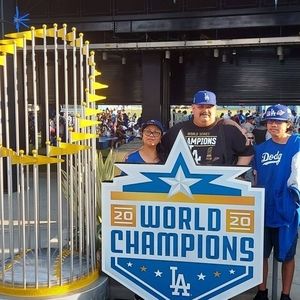 Meet your Posher, Eric